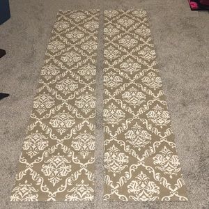 2 Table Runners taupe/tan 14” x 71”